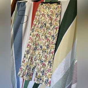 Floral print trousers